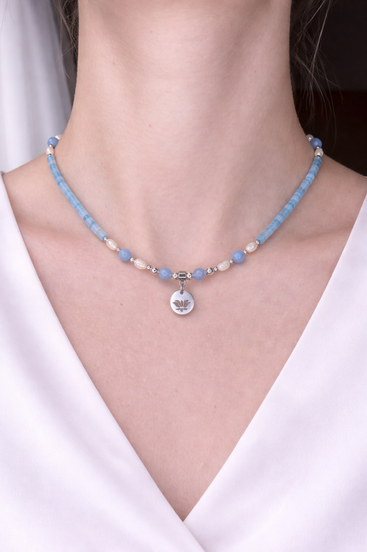 Akvamarīns un pērļu imitācija